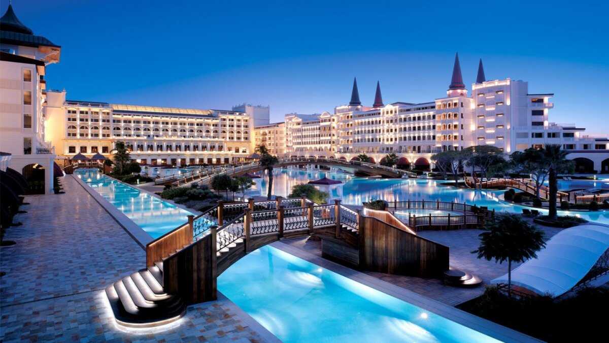 titanic mardan palace